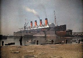 Вид на лайнер «Мавритания» компании Cunard в доке Саутгемптона, графство Гемпшир