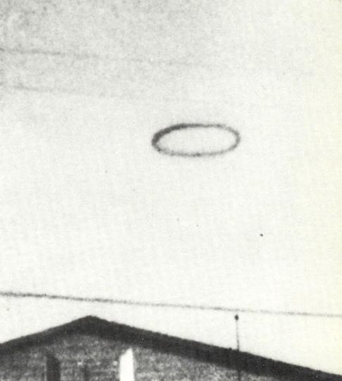 Интересное. Уникальные фотографии НЛО, сделанные с 1870-го по 2008 год (20 фото). нло, 1870, 2008