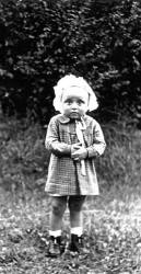 Kuty. Чеслава Хжановска (2 года). В апреле 1944 года бандеровцы убили её в кроватке.
